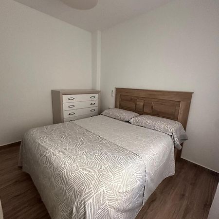 Happy Hideaway Apartment Аликанте Екстериор снимка