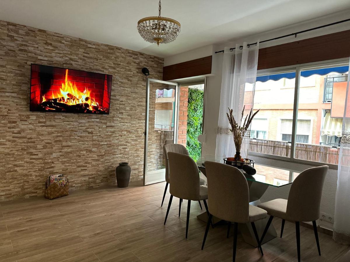 Happy Hideaway Apartment Аликанте Екстериор снимка
