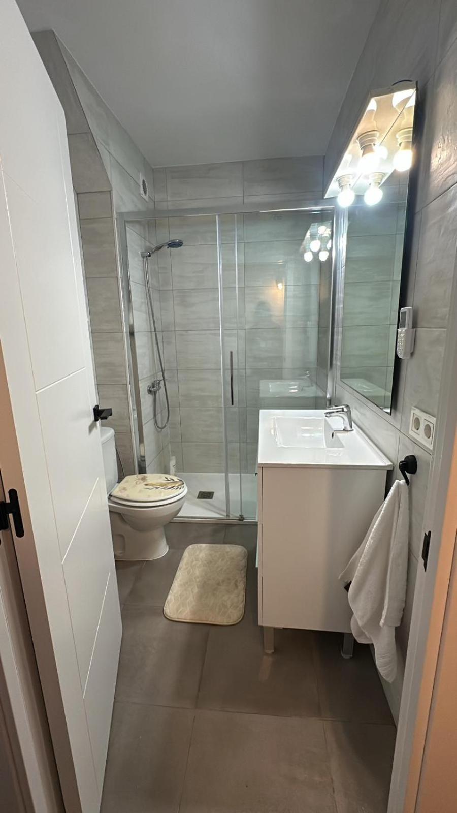Happy Hideaway Apartment Аликанте Екстериор снимка